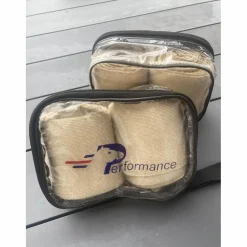 lot de 4 bandes de repos beige :2,5m.Elles sont en bon état.Vente pour cause de passage à cheval*Performance Outlet