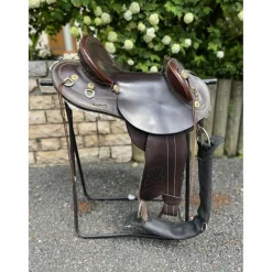Magnifique selle australienne*- Marque inconnue - Sale