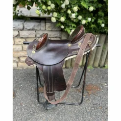 Magnifique selle australienne*- Marque inconnue - Sale