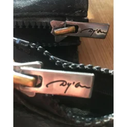 Dy'on Chaps><noscript><img width=