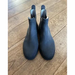 Mini-bottes noires*Fouganza Online