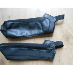 Fouganza Chaps>MINI-CHAPS ÉQUITATION ENFANT 100 MESH NOIR 10 ans décathlon 10 ans