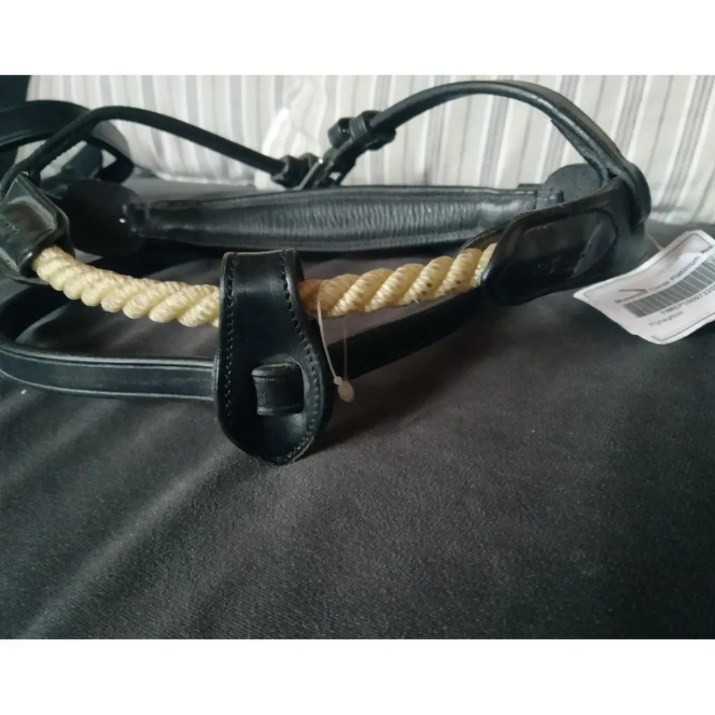 Time Rider Accessoires>Muserolle et noseband NEUFS