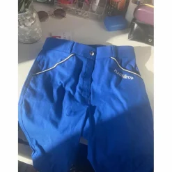 pantalon bleu*Flags and Cup