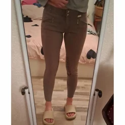 Pantalon gris Back2back taille 36/38*- Marque inconnue - Clearance