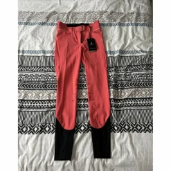 HorsePilot Pantalons><noscript><img width=