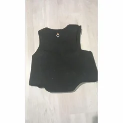 Plastron noir*Fouganza Hot