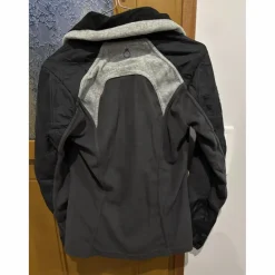 Fouganza Sweats / Pulls><noscript><img width=