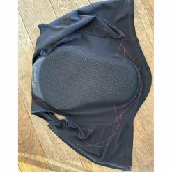 Protège dos pour le dressage noir*Fouganza Clearance