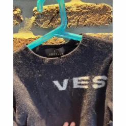 Vestrum Sweats / Pulls><noscript><img width=