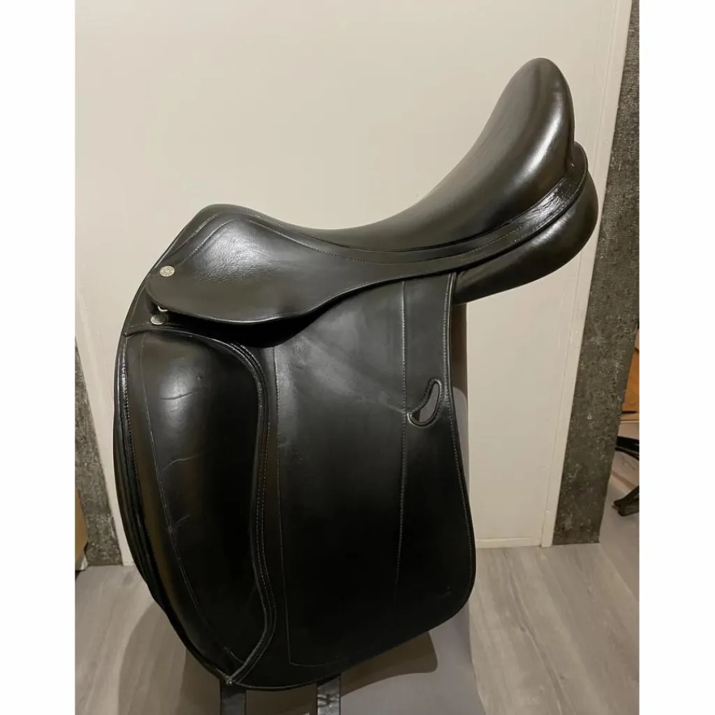 Equipe Selles De Dressage>Équipe emporio
