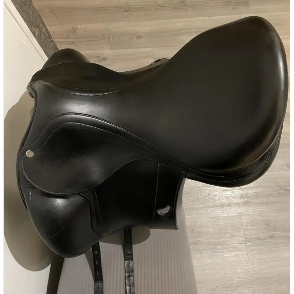 Equipe Selles De Dressage>Équipe emporio