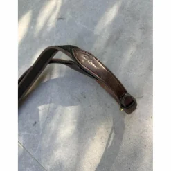 Dy'on Rênes><noscript><img width=