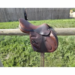 Selle*Childeric Hot