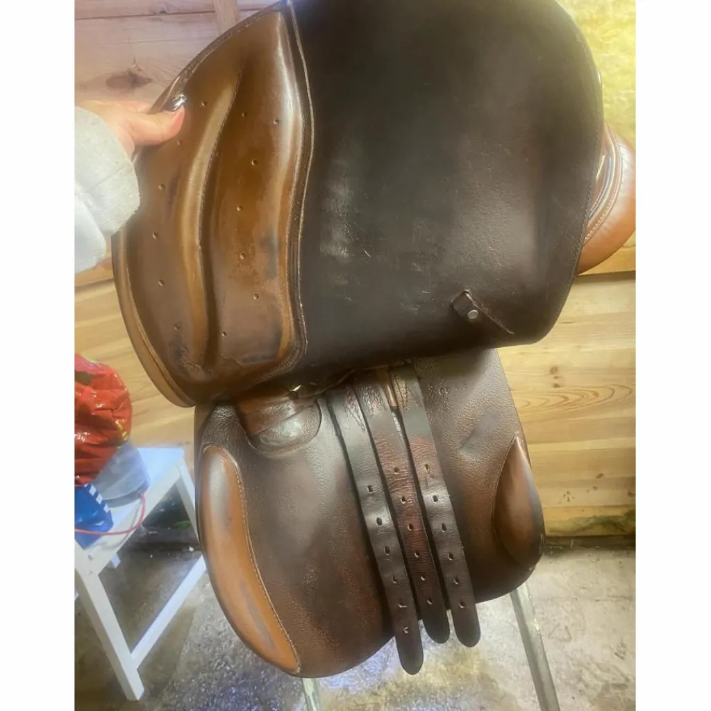 Ronzon Legend Selles Mixtes>Selle 17 pouces