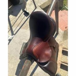 Antares Selles D'Obstacle><noscript><img width=