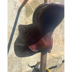 Antares Selles D'Obstacle><noscript><img width=