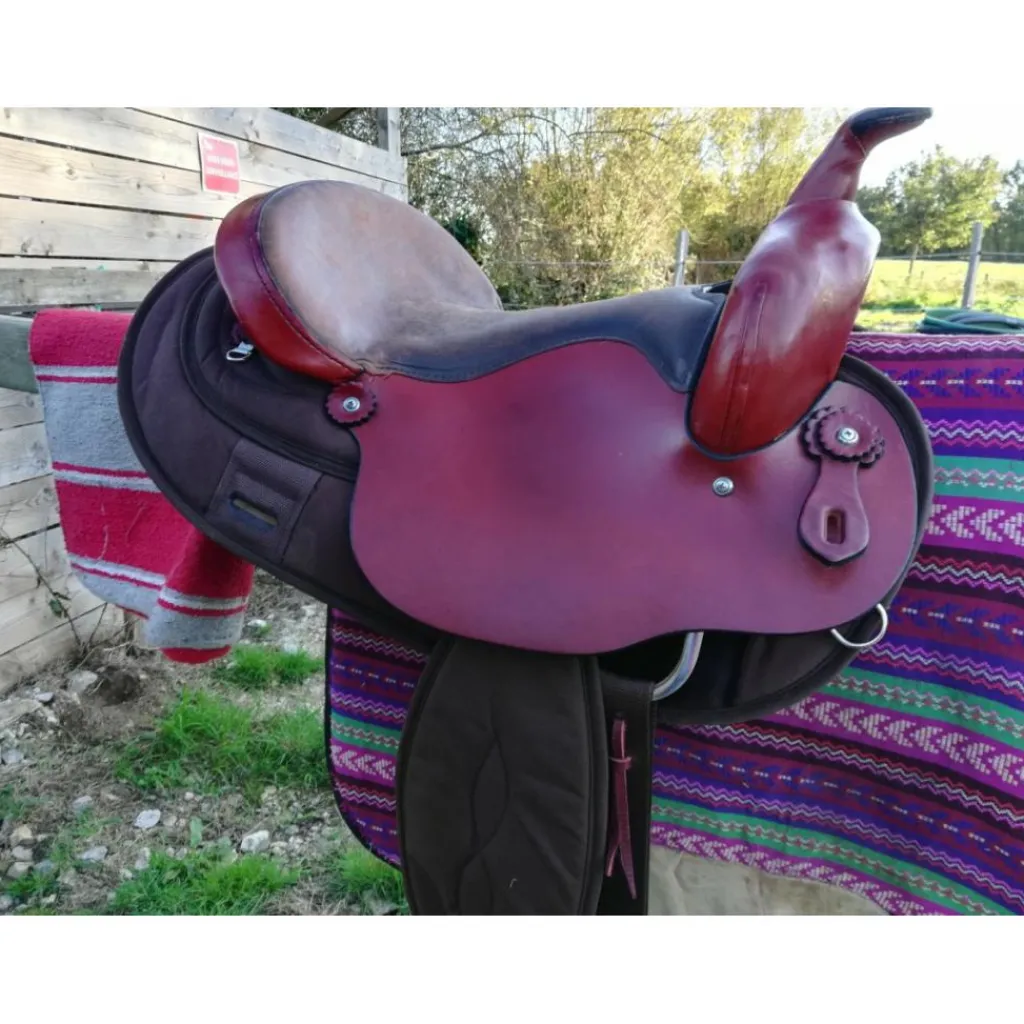 - Marque inconnue - Selles De Western>Selle Big Horn synthétique et cuir FQ
