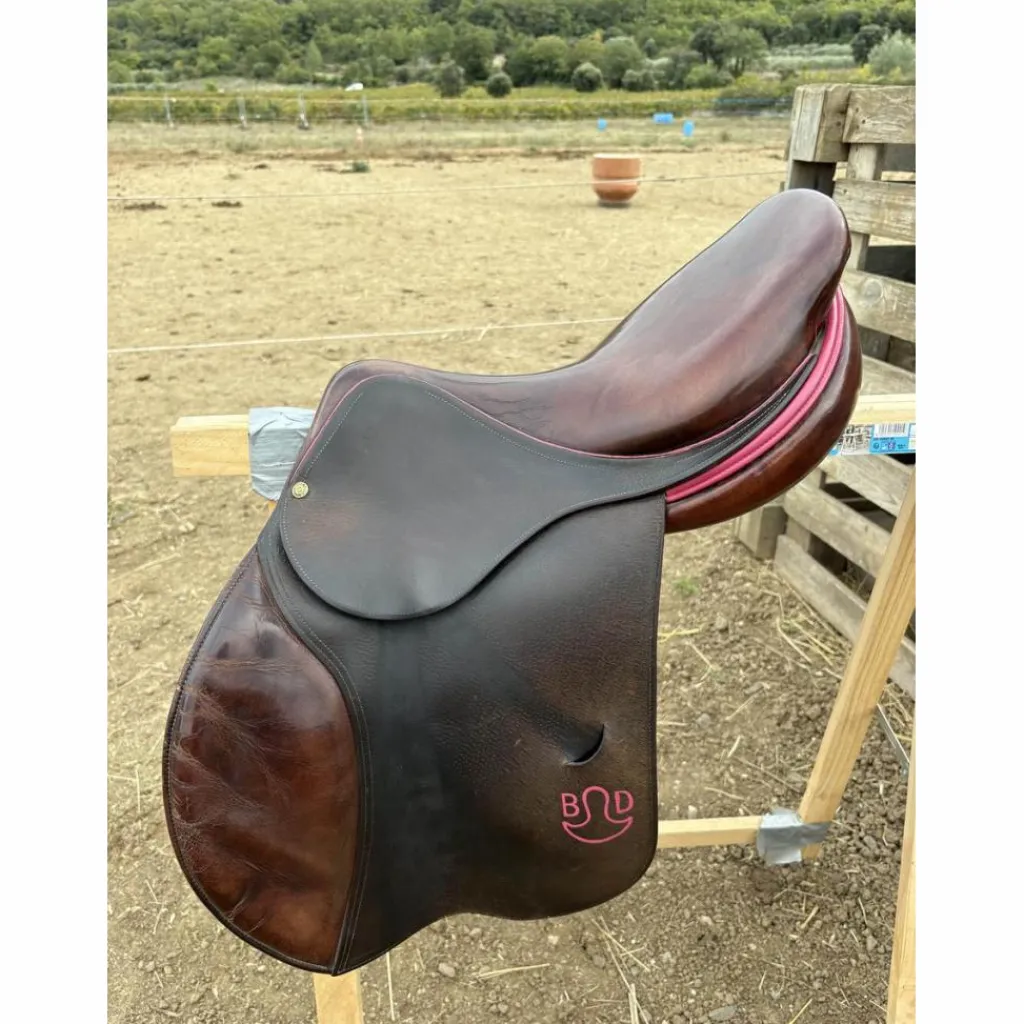 Delgrange Selles Mixtes>Selle Bruno Partition 17”
