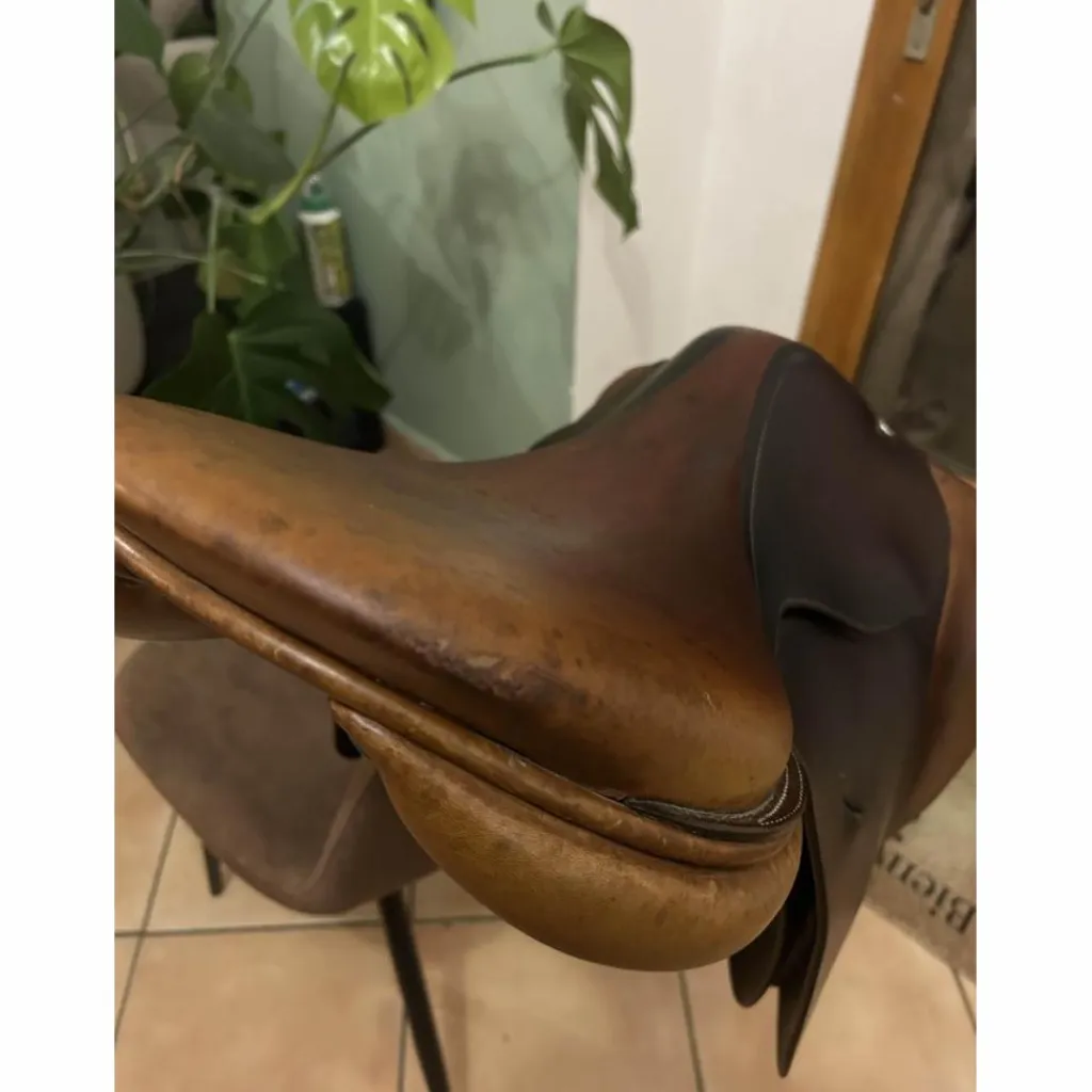 Selle 18 pouces*Butet Clearance