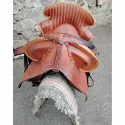 - Marque inconnue - Selles De Randonnée>SELLE CAMARGUAISE COMPLETE
