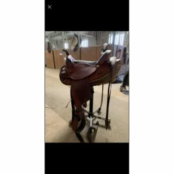 Selle CRATES*- Marque inconnue - Clearance