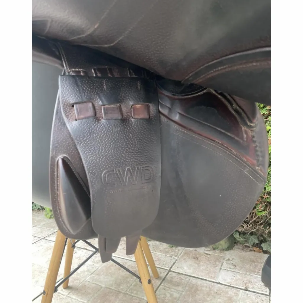 CWD Selles D'Obstacle>Selle 17