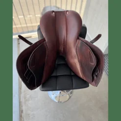 CWD Selles D'Obstacle>Selle 17 pouce obstacle