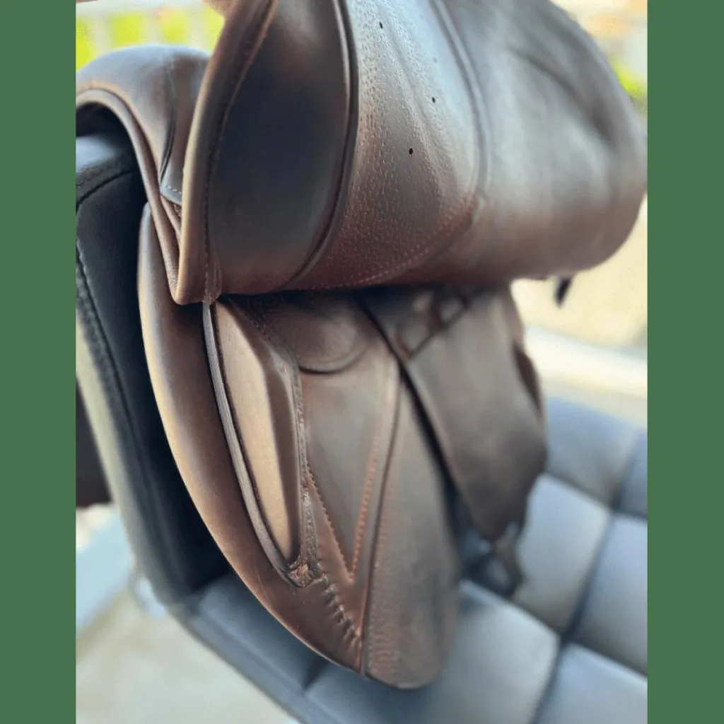 CWD Selles D'Obstacle>Selle 17 pouce obstacle