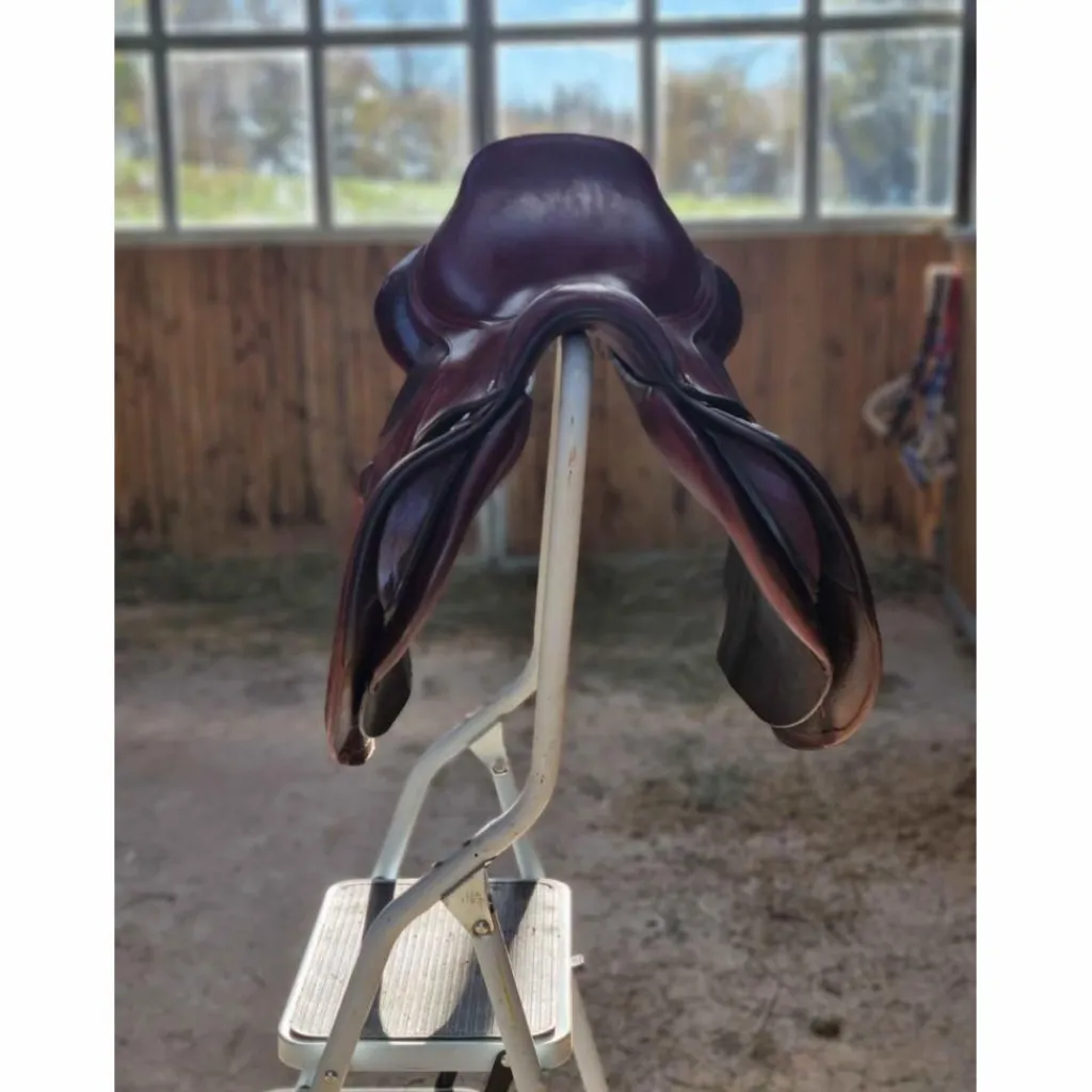 Selle 17 pouces*CWD Outlet