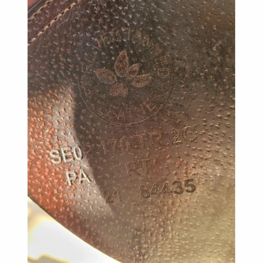 Selle 17 pouces*CWD Outlet