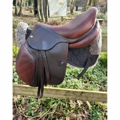 CWD Selles D'Obstacle>selle 17 pouces