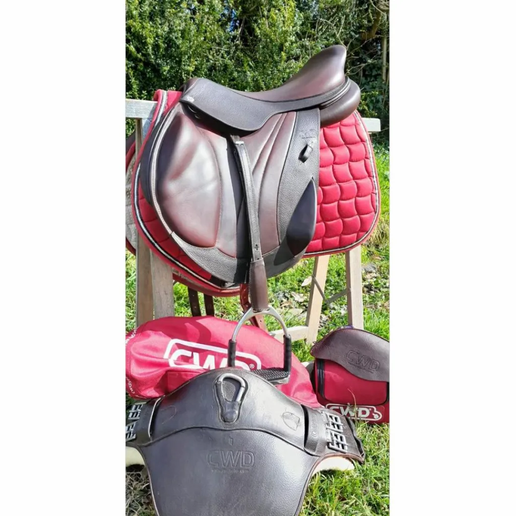 CWD Selles Mixtes>selle mono quartier équipée