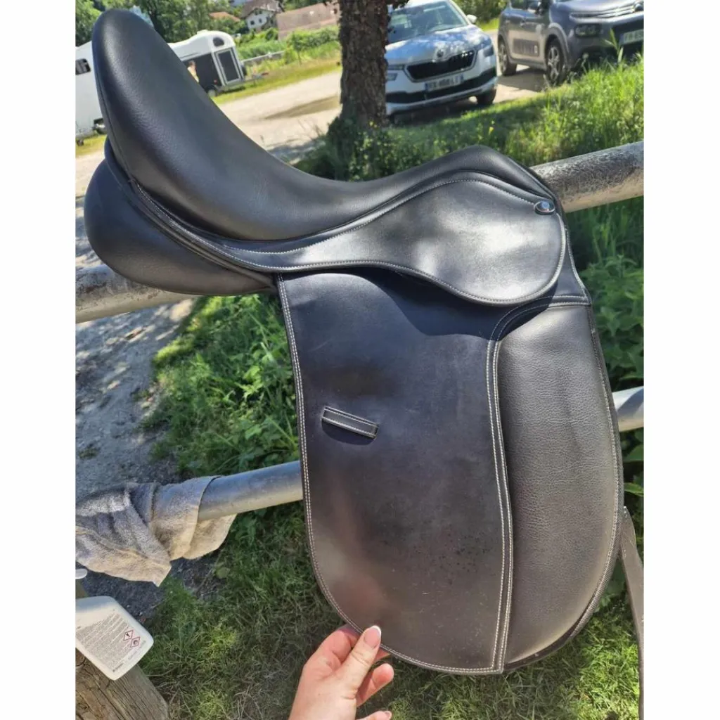 Selle de dressage*Waldhausen Online