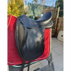 Selle de dressage*Time Rider Online