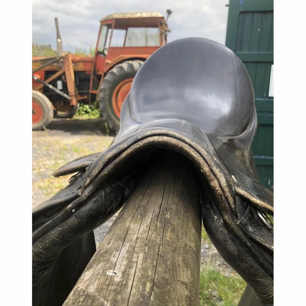 selle de dressage*- Marque inconnue - Outlet