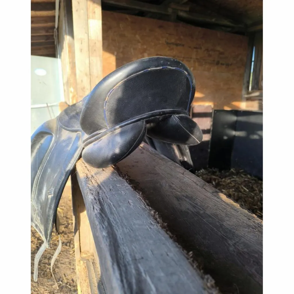 - Marque inconnue - Selles De Dressage>Selle de dressage