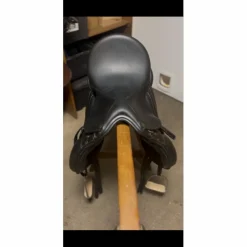 Selle de dressage*Eric Thomas Hot