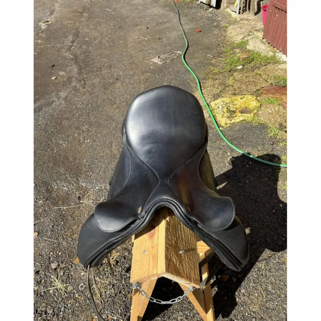 Selle de dressage*Eric Thomas New