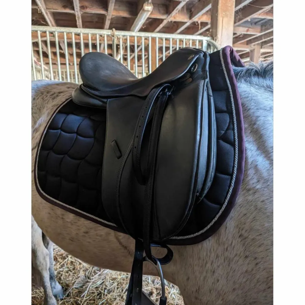 Selle de dressage 17.5*Eric Thomas Hot