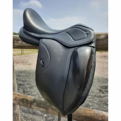 Ikonic Selles De Dressage><noscript><img width=
