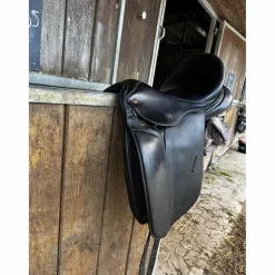 selle de dressage 17 pouces*Eric Thomas Discount