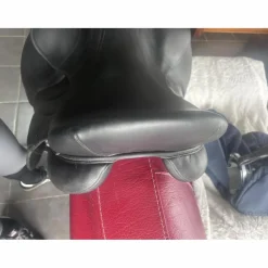 Selle de dressage*Antares Discount