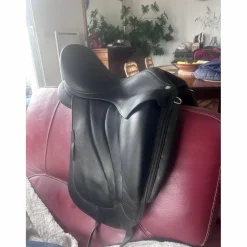 Selle de dressage*Antares Discount