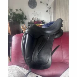 Selle de dressage*Antares Discount