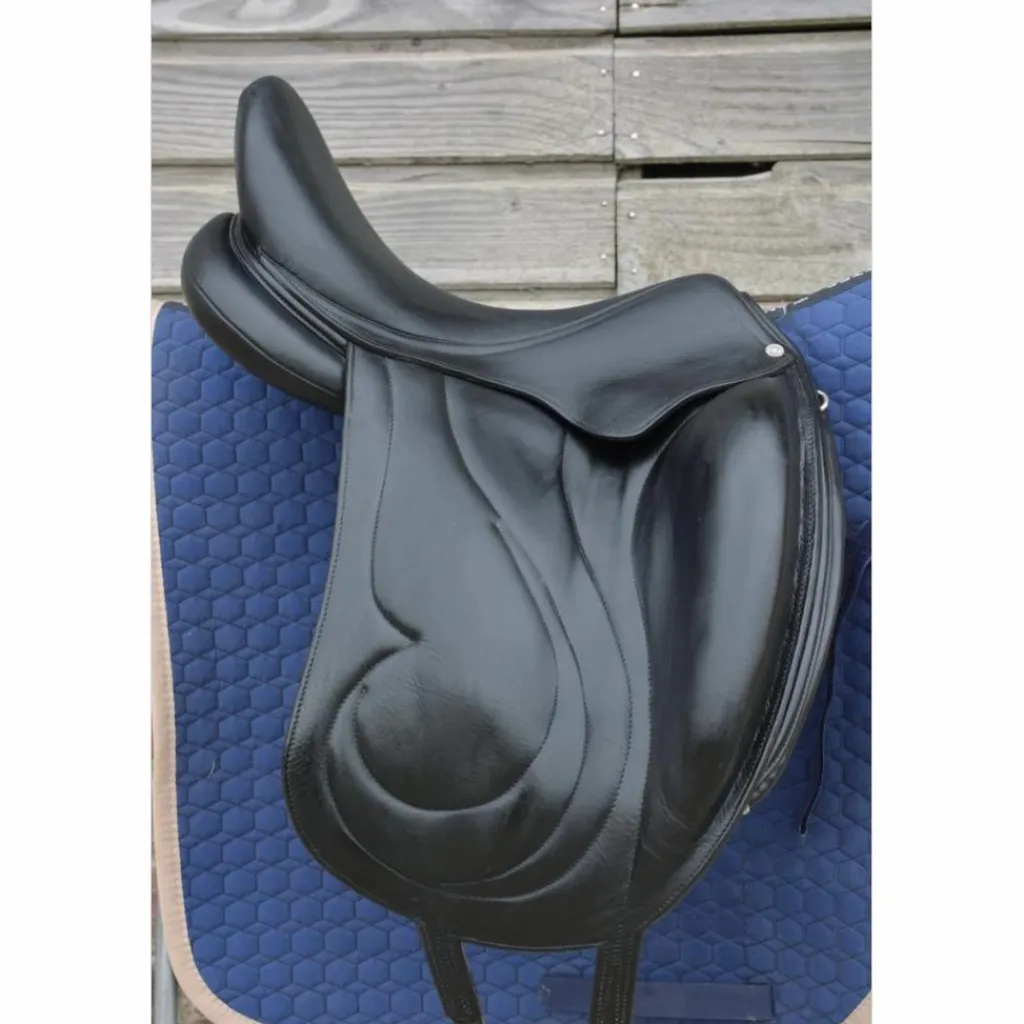Selle de dressage Antarès*Antares Best