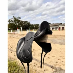 Antares Selles De Dressage>Selle de dressage Antarès Cadence – 1700 (valeur en création sur mesure)