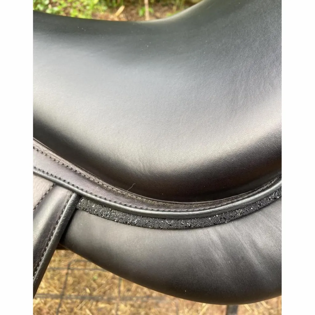 Selle de dressage Aulion 18’ neuve*Aulion Sellier Sale