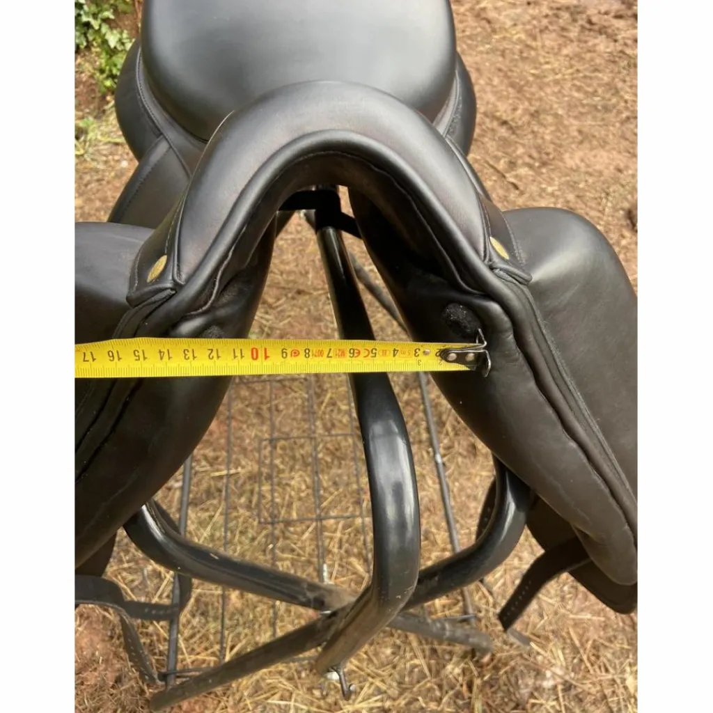 Selle de dressage Aulion 18’ neuve*Aulion Sellier Sale