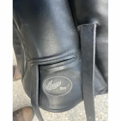Selle de dressage 17,5*Custom Saddlery Hot